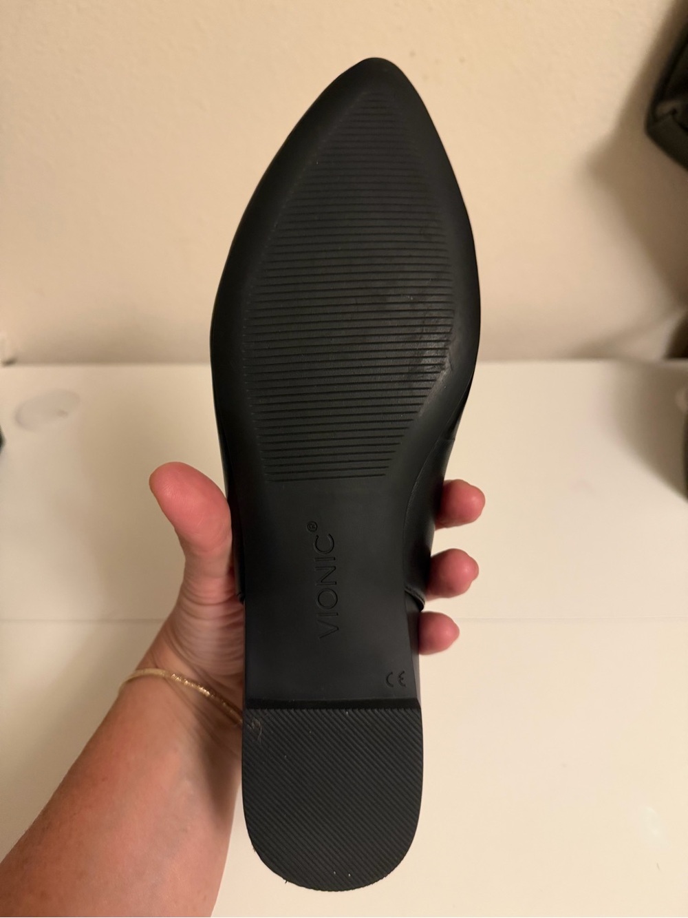 Vionic Jade Slingback Flats in black leather size 9 point toe - Picture 8 of 8
